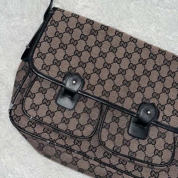 Gucci Tan and Black Monogram Shoulder Bag - Picture 3 of 12